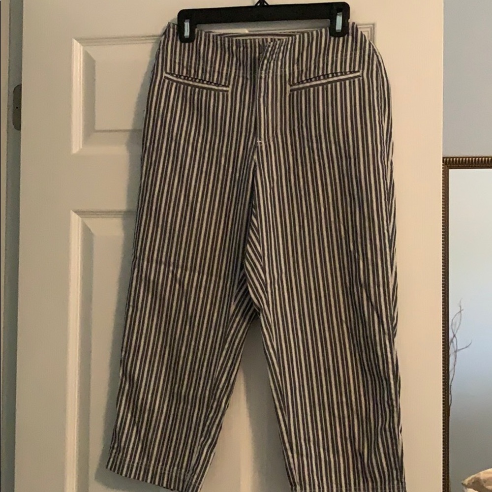 Liz Claiborne Stripped Caprice Pants
